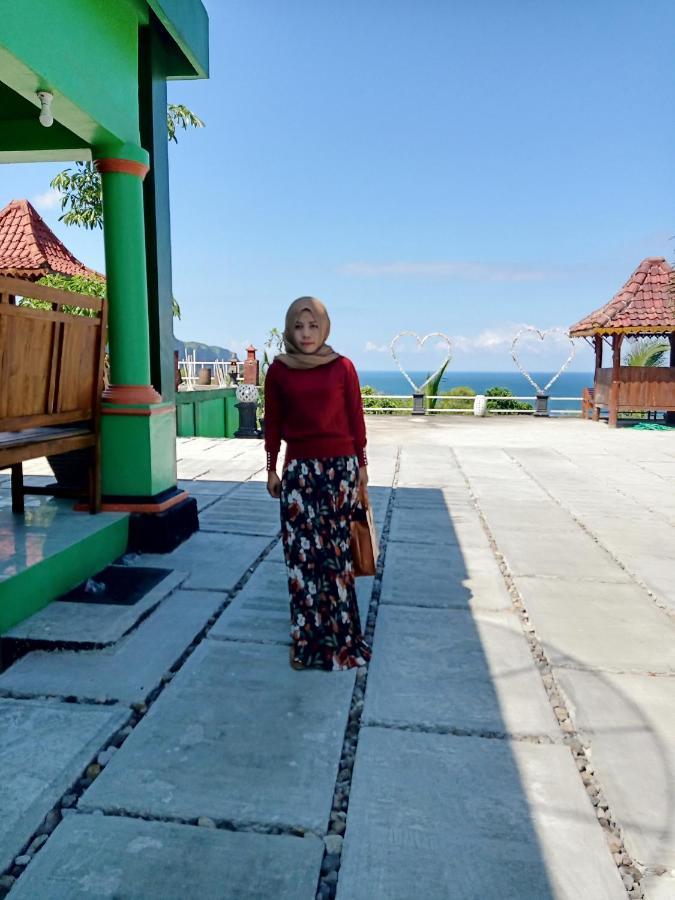 Losmen Kinasih Puncak & Gazebo Pandang بانتول المظهر الخارجي الصورة